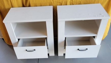 Nightstands/side tables (2)