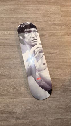 Supreme Bruce Lee Skateboard - SALE 🚨