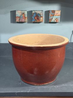 Ceramic pot