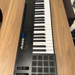 Alesis VI49 49-key controller