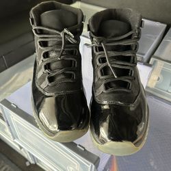 Jordan 11 Retro Cap & Gown