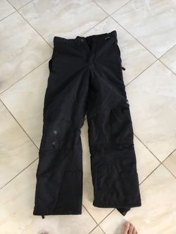 Salomon snowboard pants size small