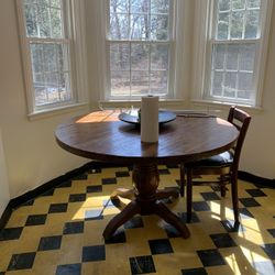 Oak Table & 4 Oak Chairs