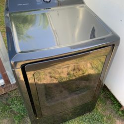 Samsung 7.4 cu. ft. Vented Front Load Smart Electric Dryer with Sensor Dry in Brushed Black