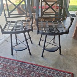 Bar Stools By Kreiss 