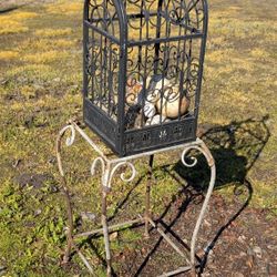 45" Tall Ornate Metal Birdcage on Stand – Vintage Gothic Garden Decor
