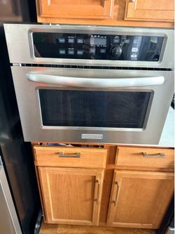 Microwave oven