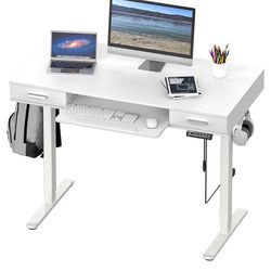 Standing Desk - New! Only had it for 3 months! Selling due to move!