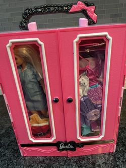 Mattel - Barbie Fashionistas Ultimate Closet com roupas da Barbie