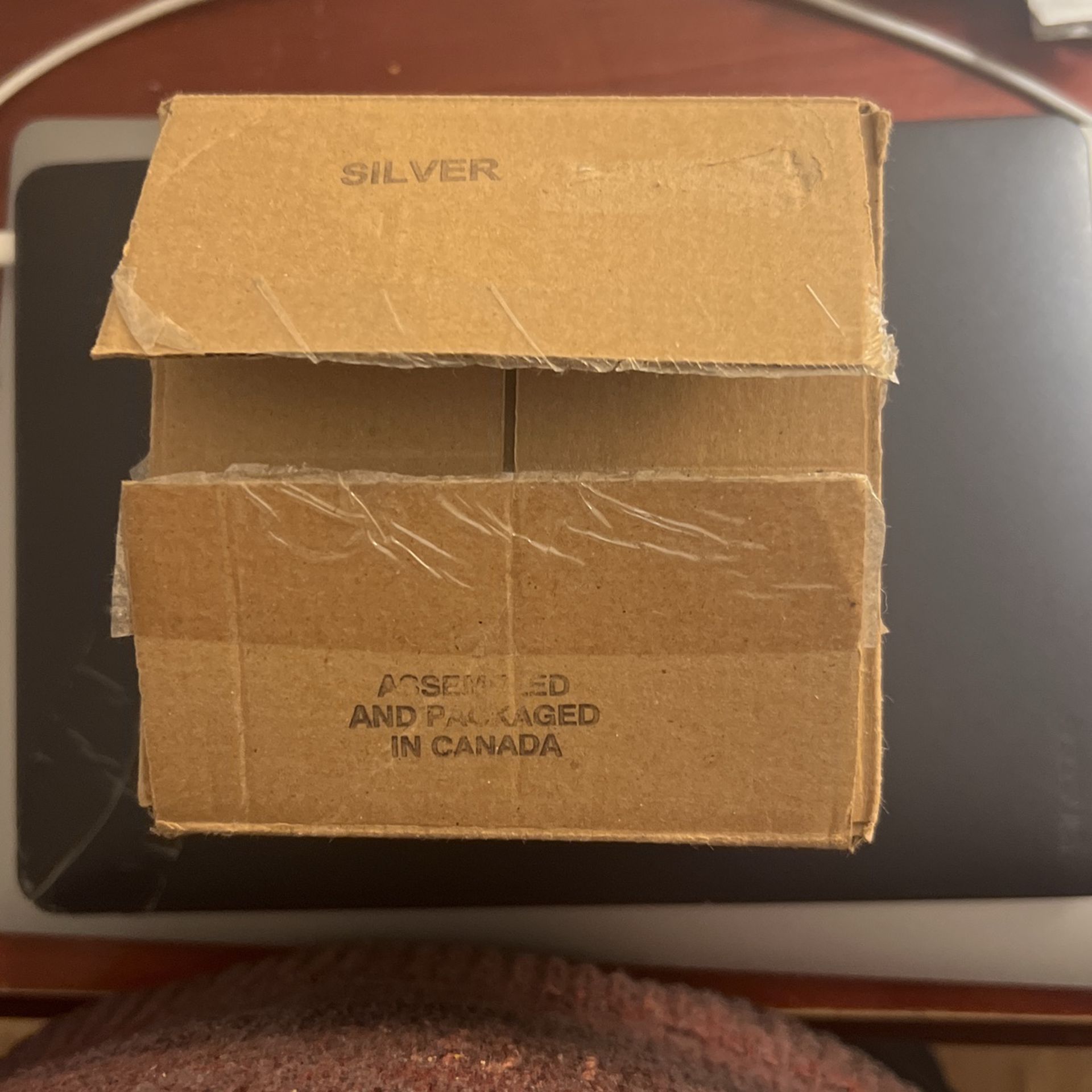 Arizer Solo Silver —-:/—- With Free Red Item