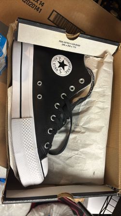 Women’s Size 10 Converse