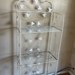 3 Tier Folding Shelve. Must Pick Up! 