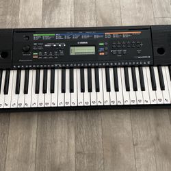 Yamaha Digital Keyboard 