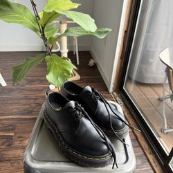 Doc Martin Oxfords