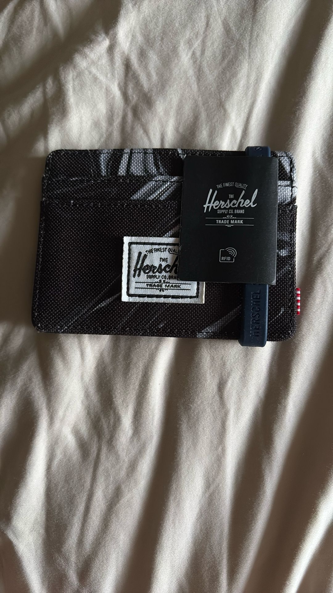 Herschel Card Holder