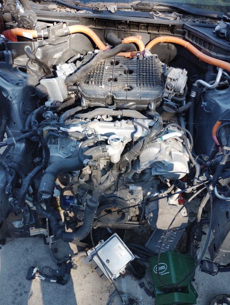 Infinity Hybrid Motor And Transmission