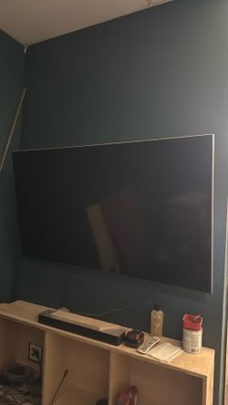 Samsung Smart TV - 65 inch
