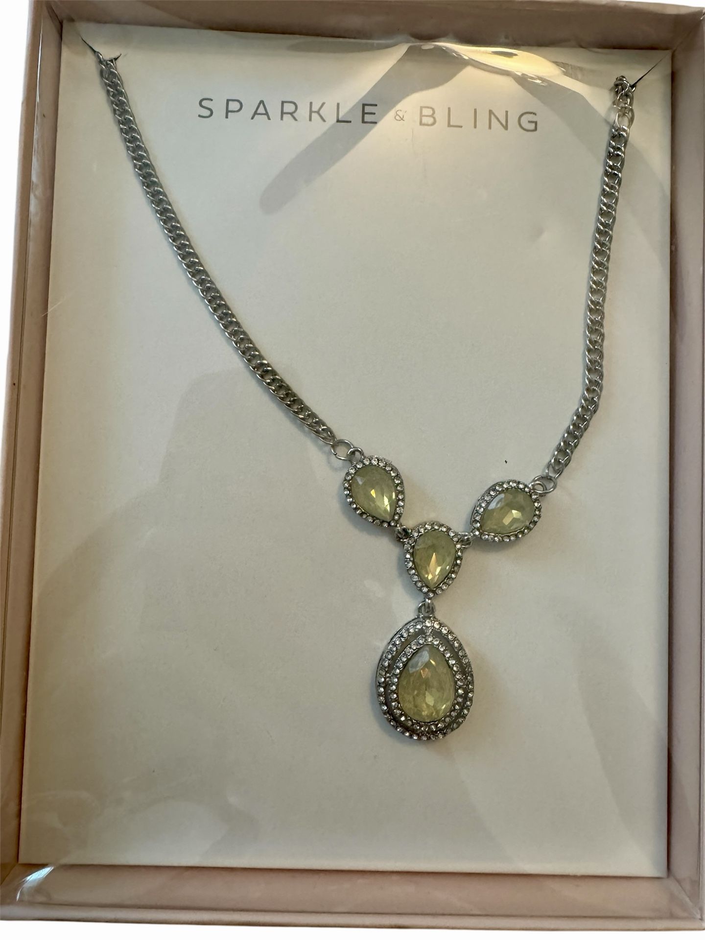 Silver & Yellow Tear Drop Necklace W/ Intricate Detailing