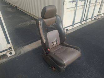 Honda Ridgeline driver seat