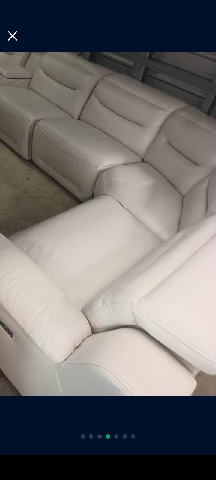 SECRIONAL 100% LEATHER RECLINER ELECTRIC WHITE COLOR.....