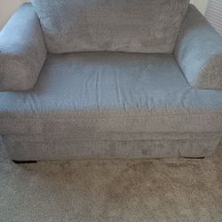 Single Couch/Chair
