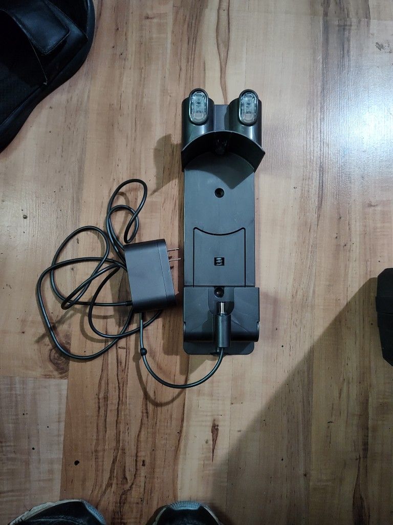 Dyson Wall Docking Station with Charger Model 17530-02