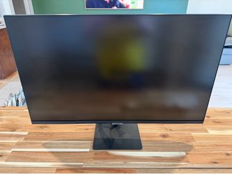 Samsung 32” ViewFinity S7 4K UHD Monitor with HDR