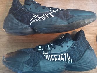 Adidas Men's basketball shoes size 10.5