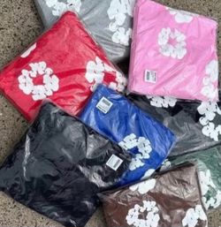 Hoodies lmk
