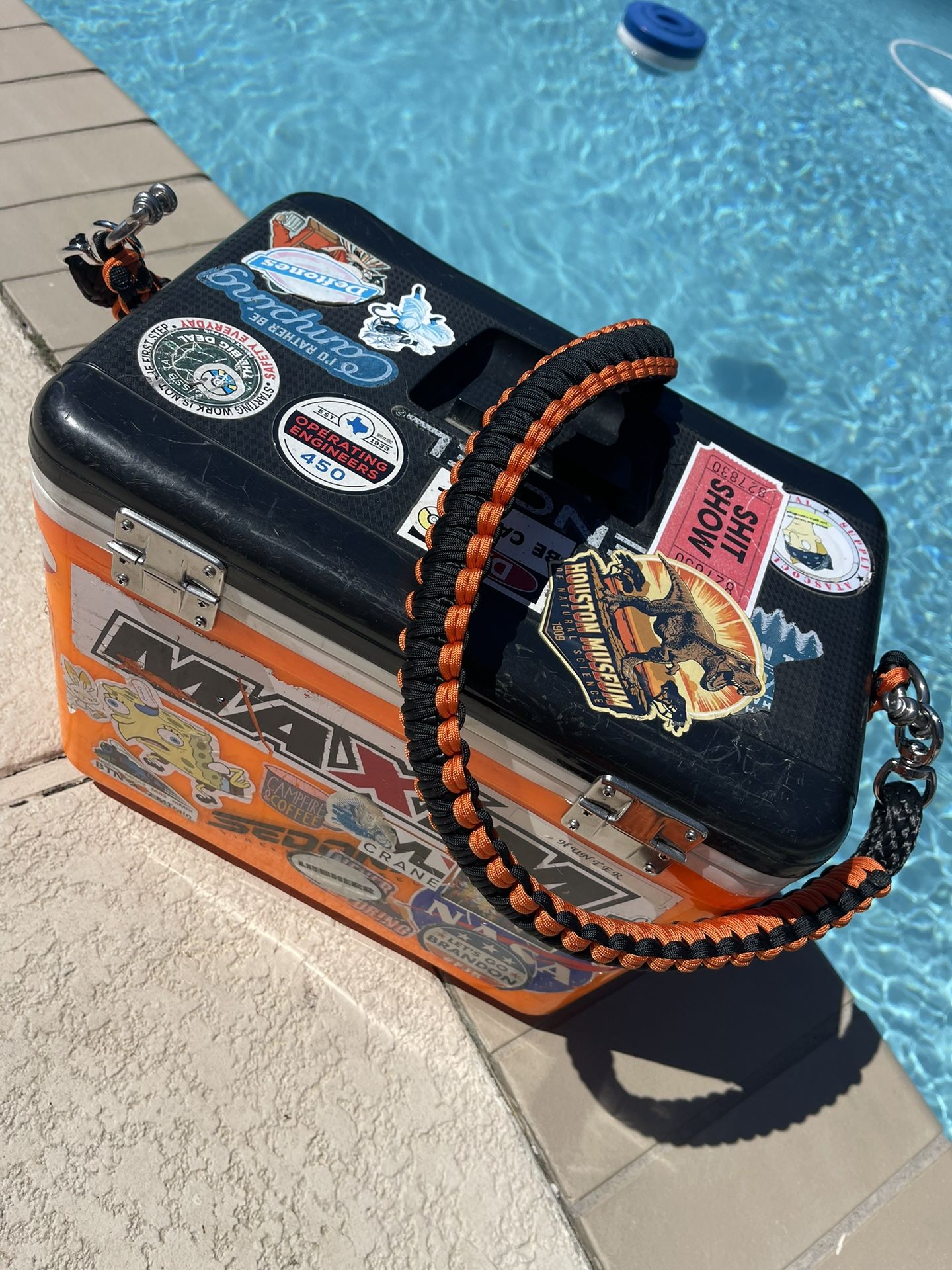 Paracord Lunch Box’s Straps By Sals Paracords