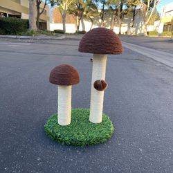 Cat Scratching Post, Mushroom Tall Cat Scratcher Featuring with Natural Sisal Scratching Poles and Interactive Toy Ball for Kittens and Small Cats
