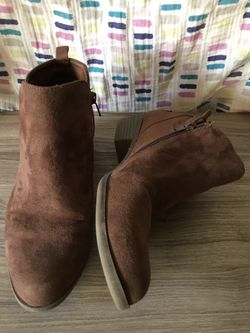 Used Arizona boots