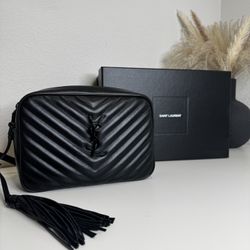 Authentic YSL SAINT LAURENT  Calfskin Matelasse Monogram Monochrome Lou Camera Bag Black