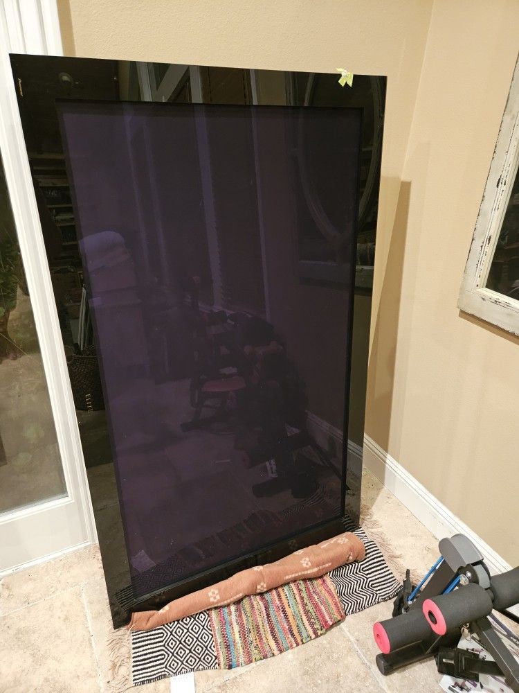 PIONEER 65 IN ELITE PLASMA / WITH SOUND SYSTEM 