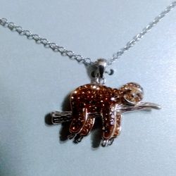 ,💯silver and  Crystal Little Sloth Necklace 🆕🆕🆕