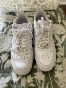 Nike Tennis Shoes Size 12