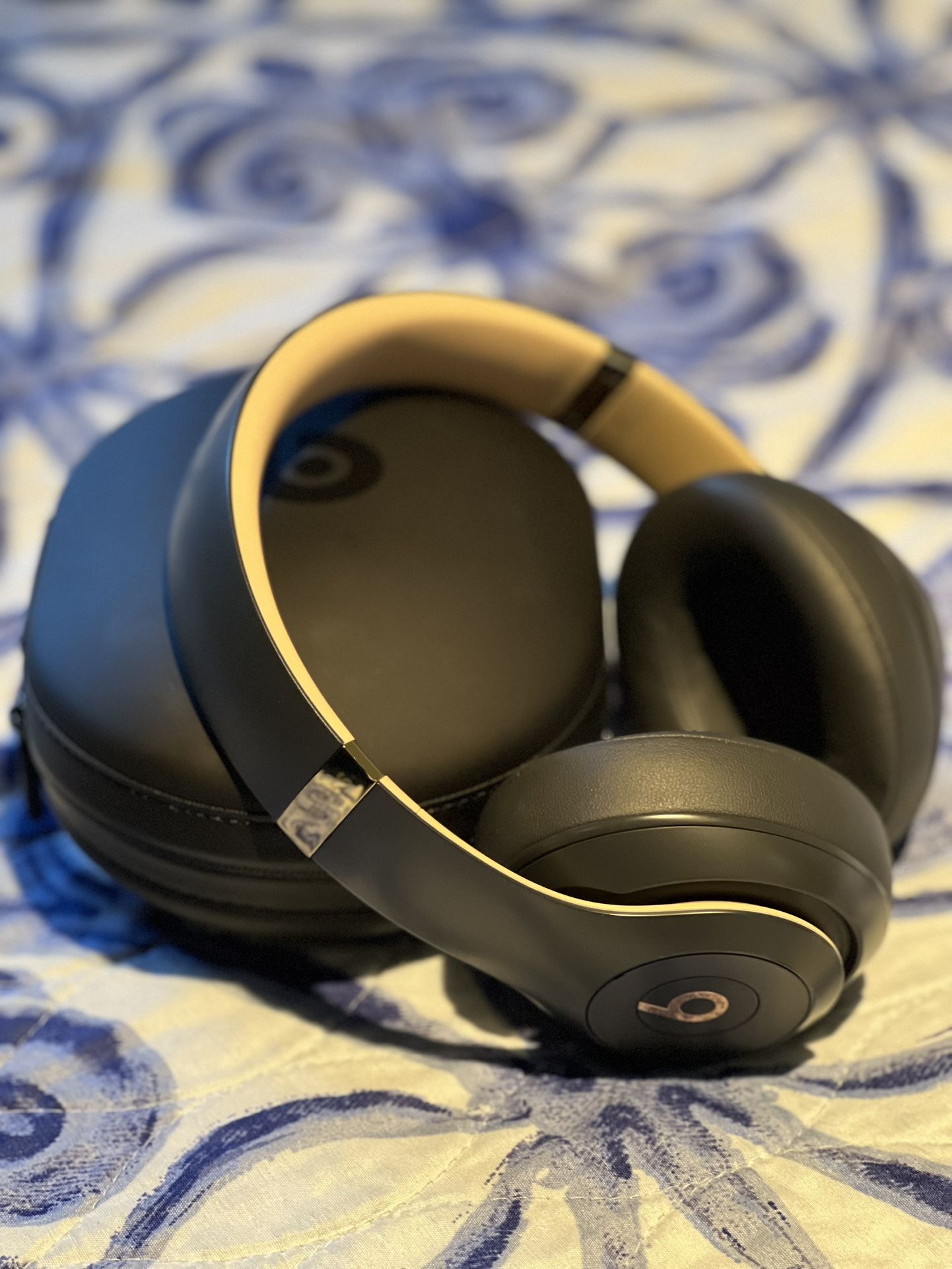 Beats by Dr. Dre Studio3 Bluetooth On Ear Wireless Headphones - Shadow Gray