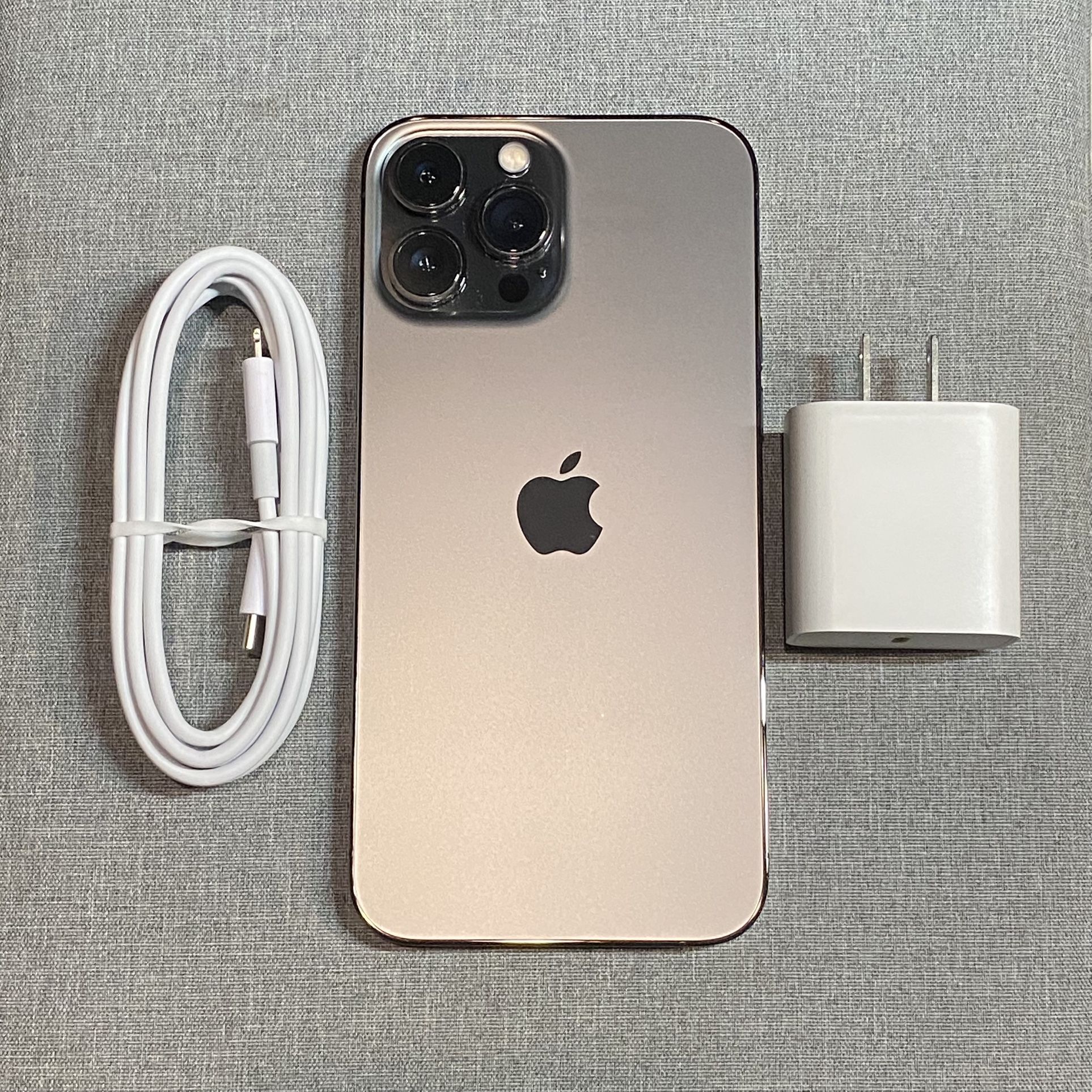 iPhone 13 PRO MAX 256gb UNLOCKED in Excellent Condition