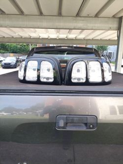 Rear tail lights for late 90S to 2000S  mustang gt,in perfect condition.
