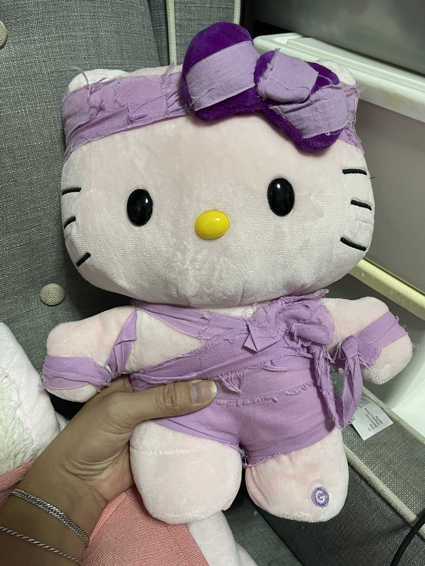 HELLO KITTY MUSICAL MUMMY PLUSH