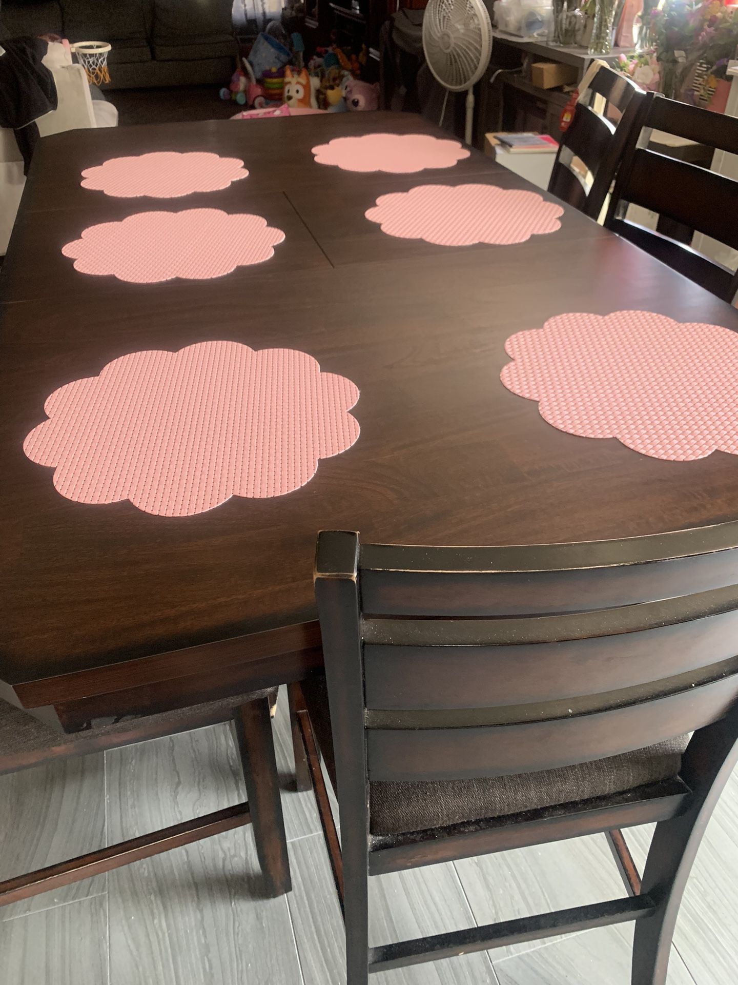 Dining room table