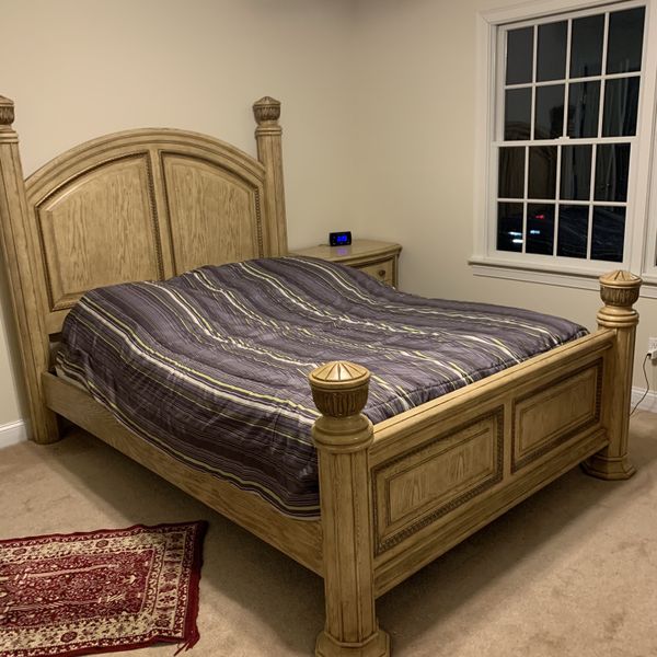 5 Piece Bedroom Set for Sale in Kings Park, NY - OfferUp