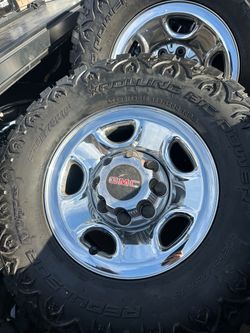 8 lug gmc rims and tires