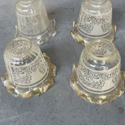 4 Pieces Of Glass For Ceiling Fans Or Bathroom Lights $10