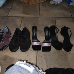 Four Pair Of Women's Shoes Size 7 