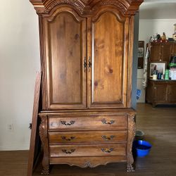 Armoire Cabinet