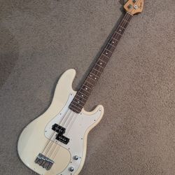 Squire P Bass