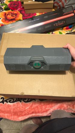 LUKE SKYWALKER DISNEYLAND EXCLUSIVE LIGHTSABER HILT COMPLETE