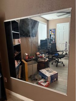 Wall mounted mirror