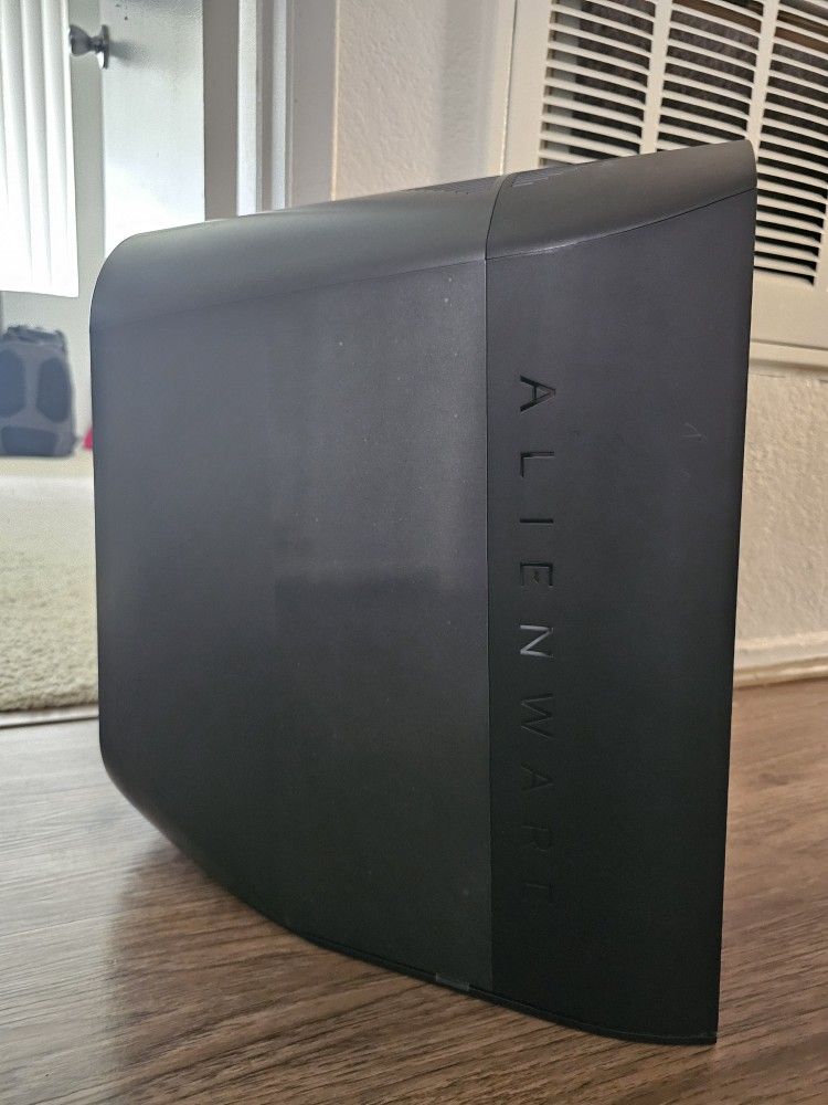 Alienware R10 NVIDIA RTX3090 24GB 64GB RAM